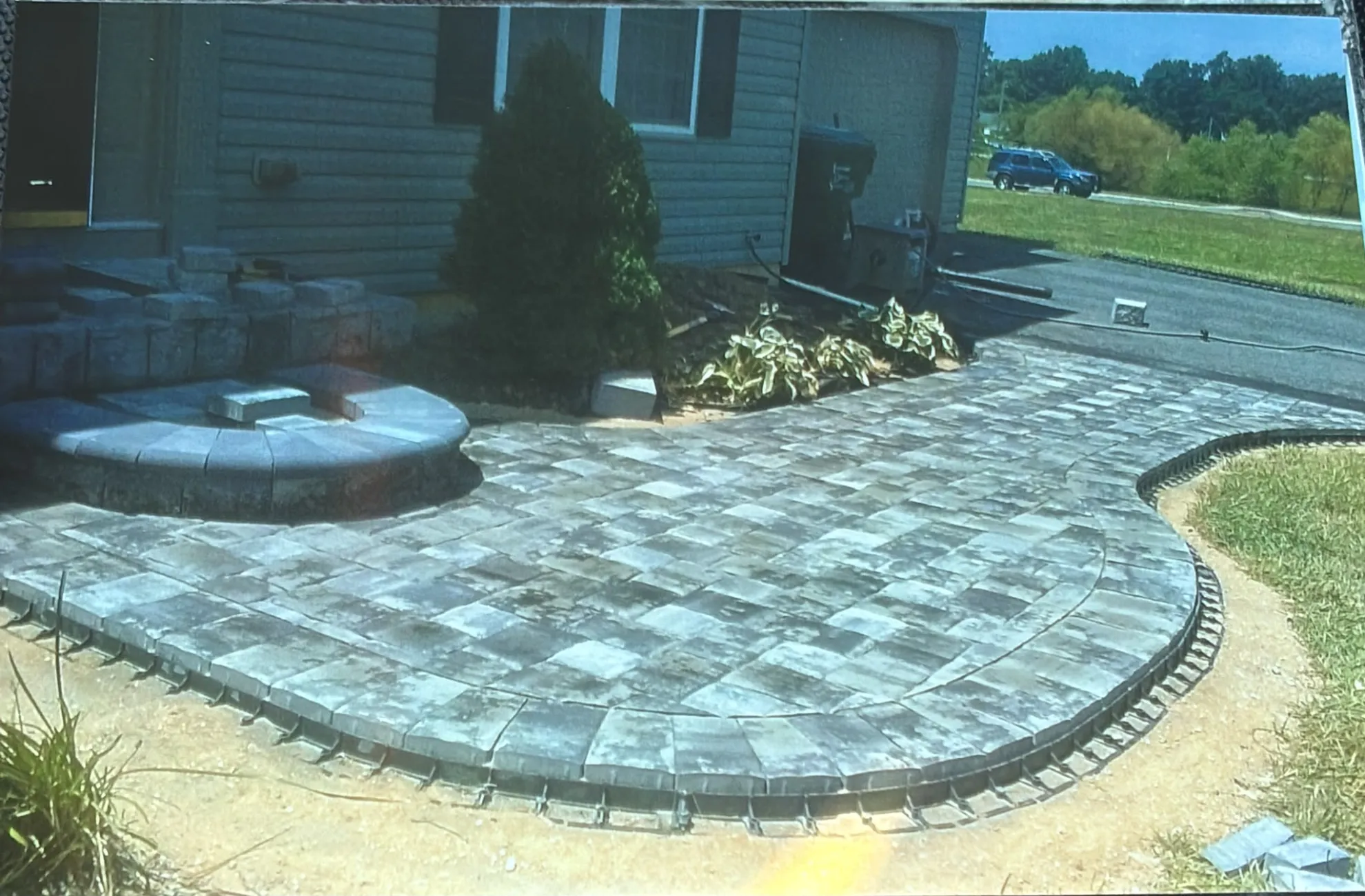 Stone retaining wall build in Maryland